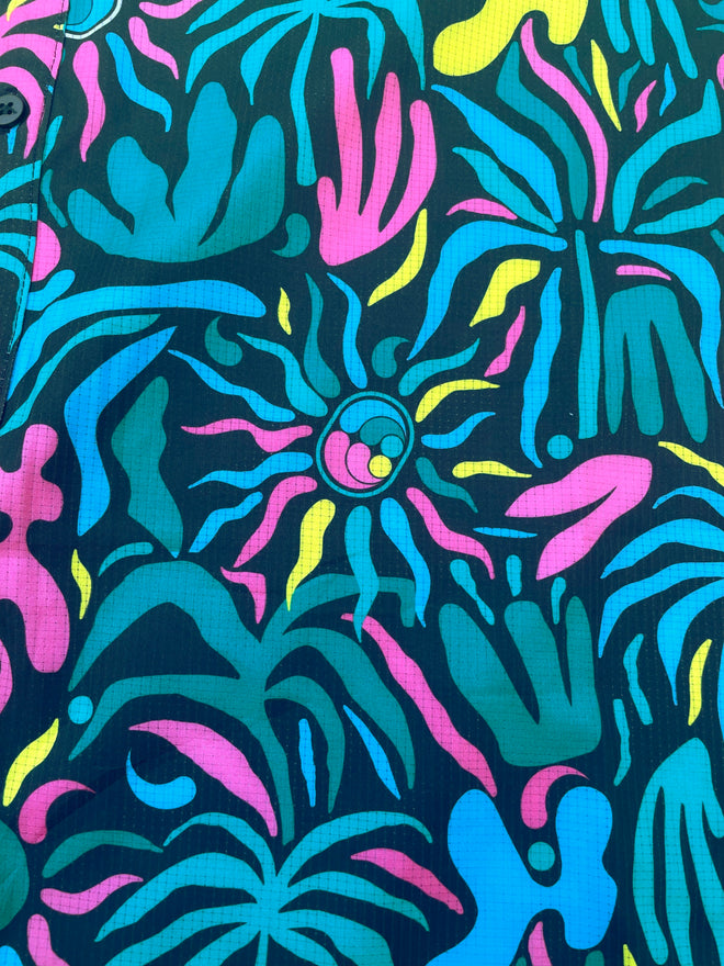 Load image into Gallery viewer, *NEW* Sunshine Palm Colorblast Surf Style Woven Shirt
